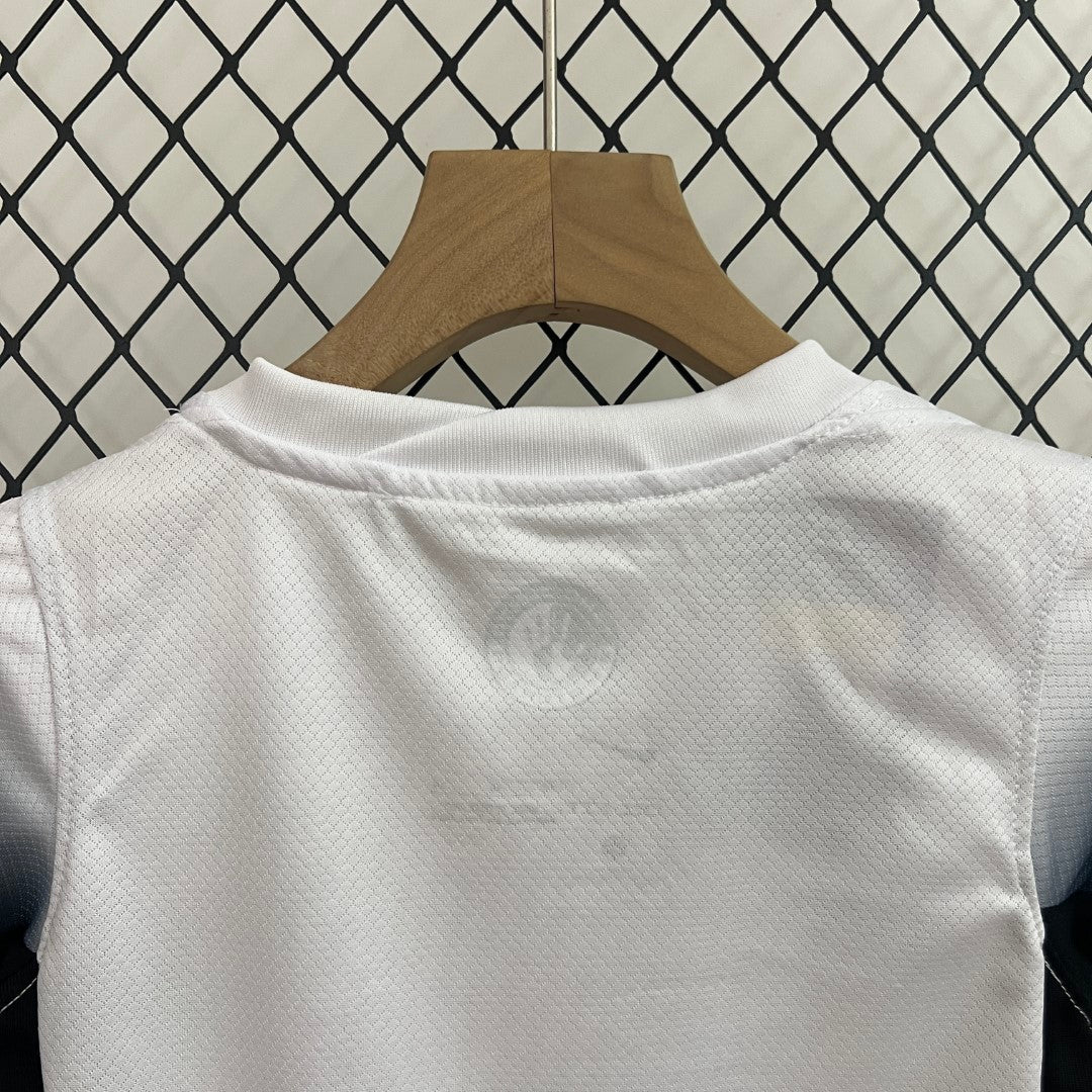 24 25 Kids Corinthians Home