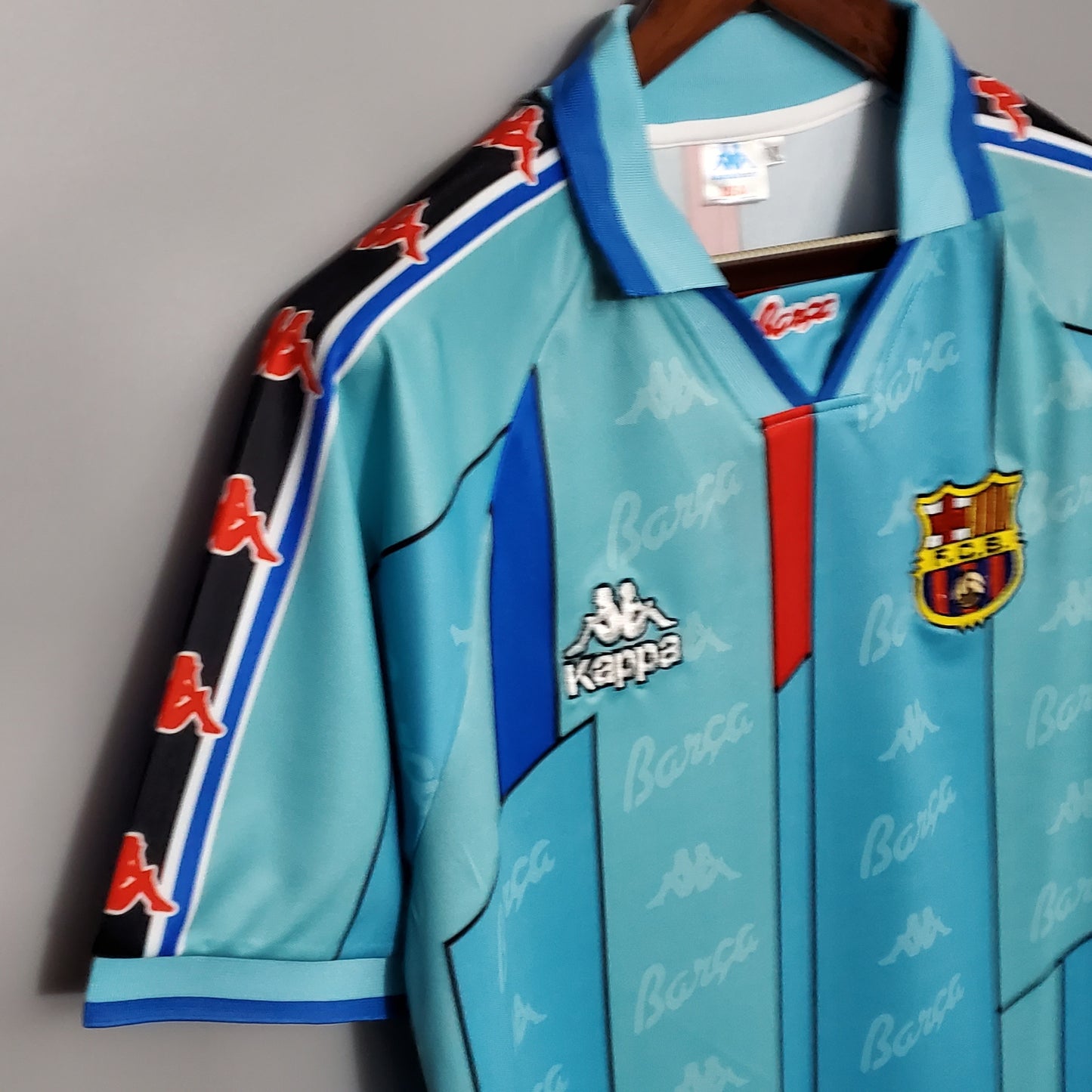 Retro Barcelona 96/97 Away