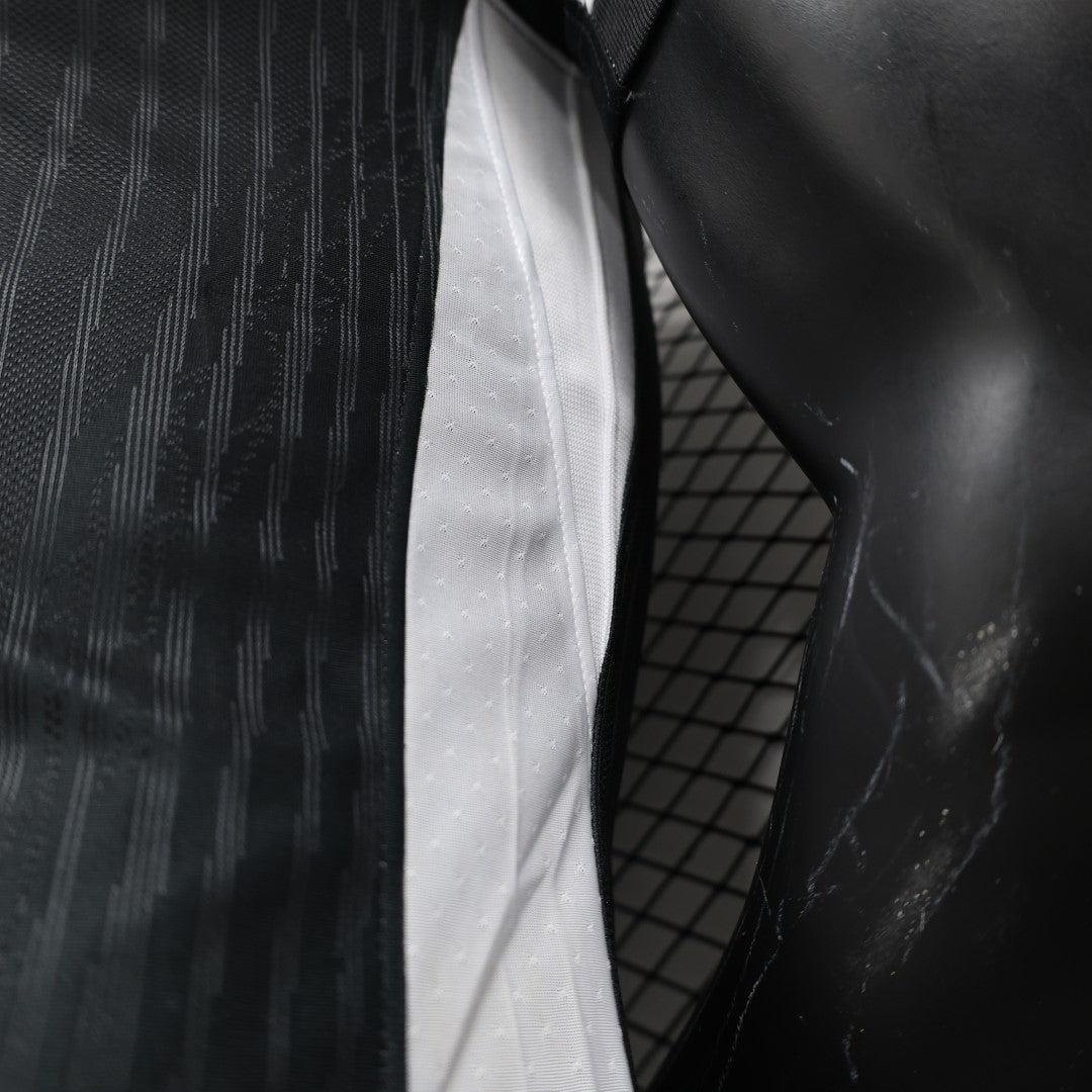 24 25 Player Corinthians Third Away