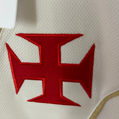 24 25 Vasco da Gama Third Away