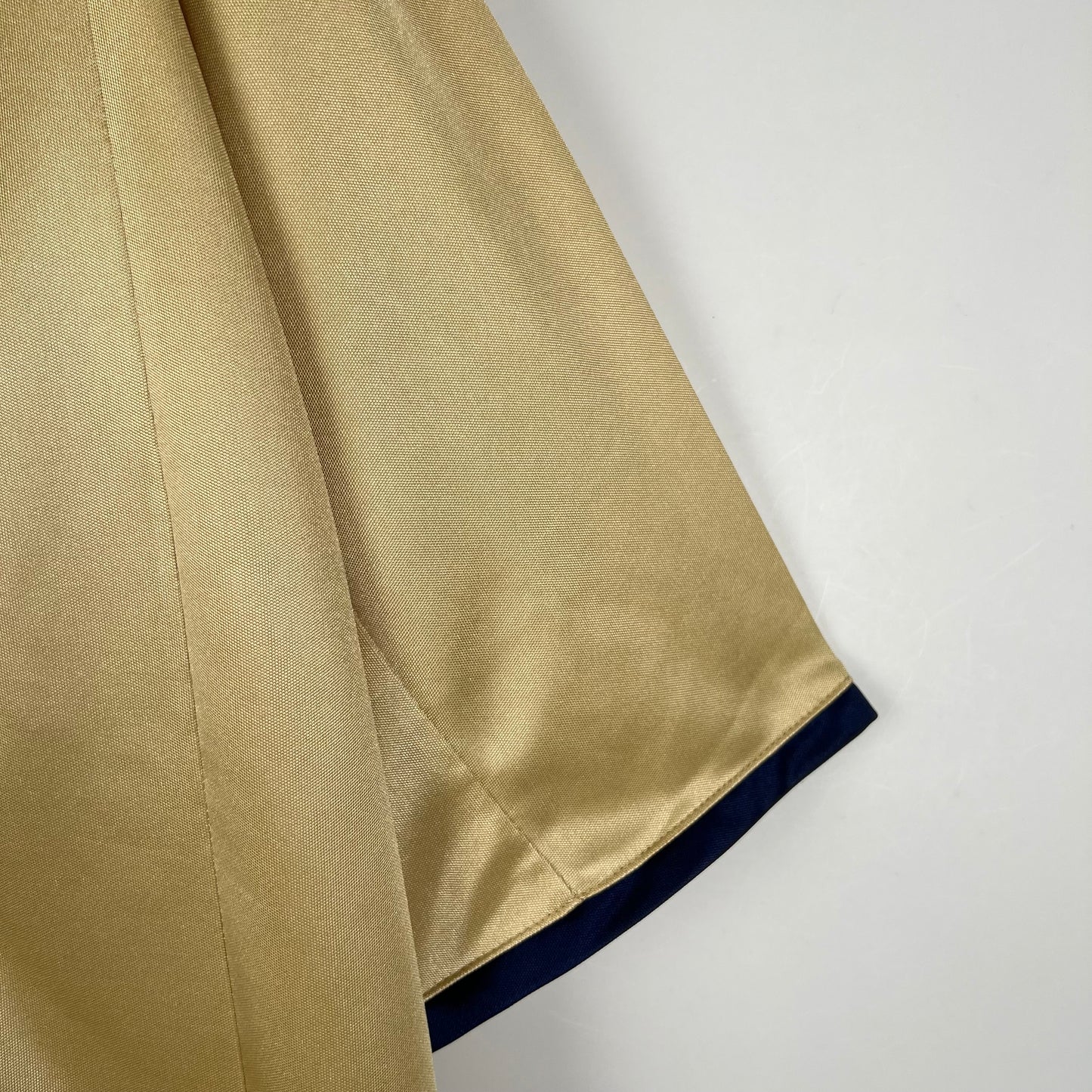 Retro Barcelona 2002 Away