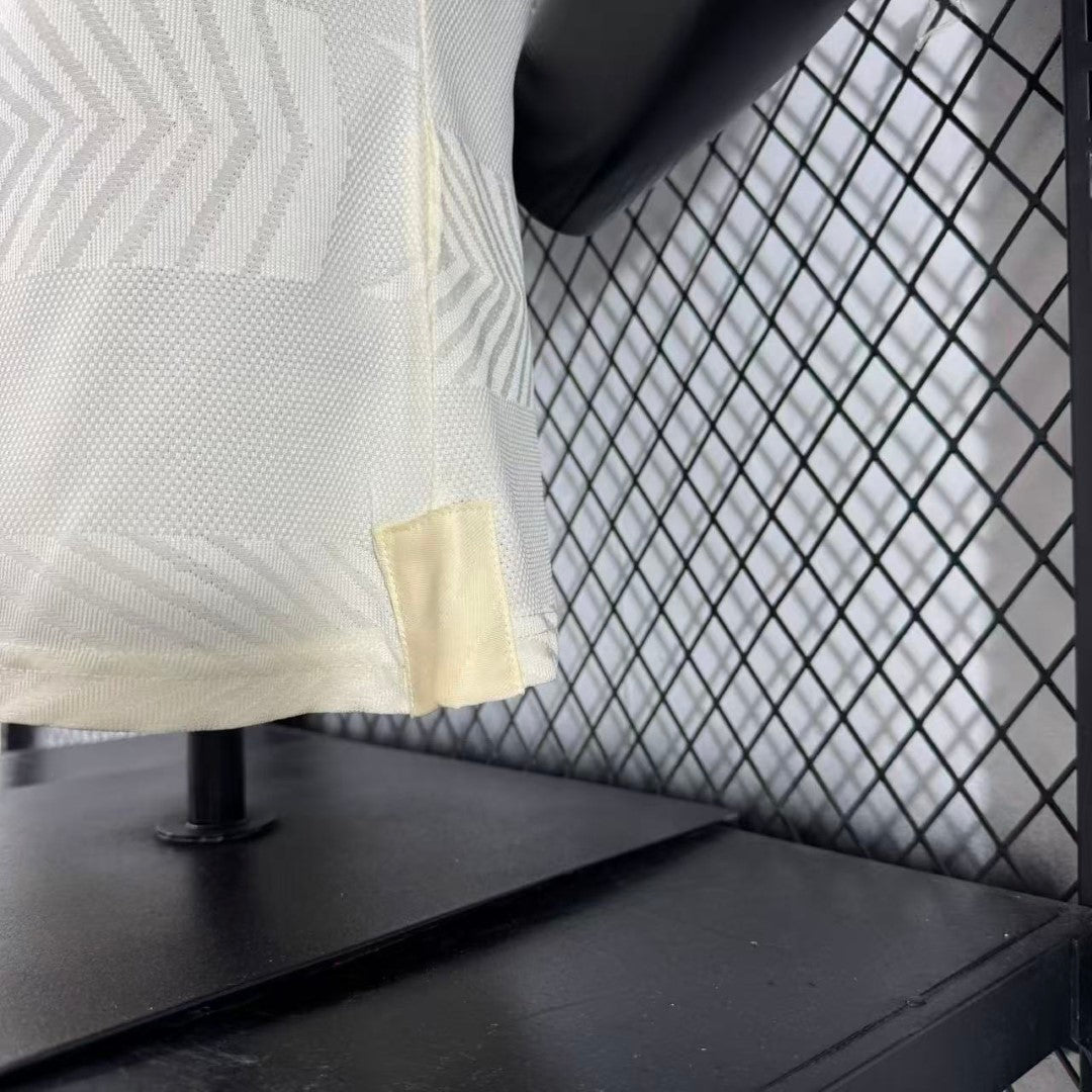 25 26 Player Flamengo Third Away