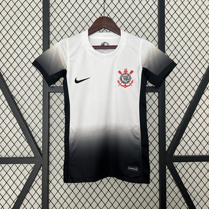 24 25 Women Corinthians Home