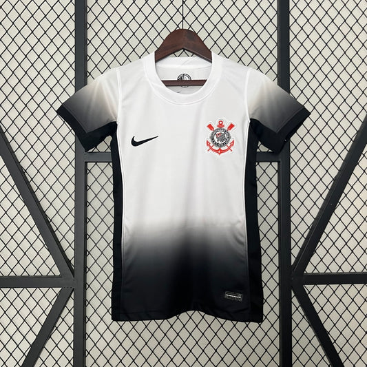 24 25 Women Corinthians Home