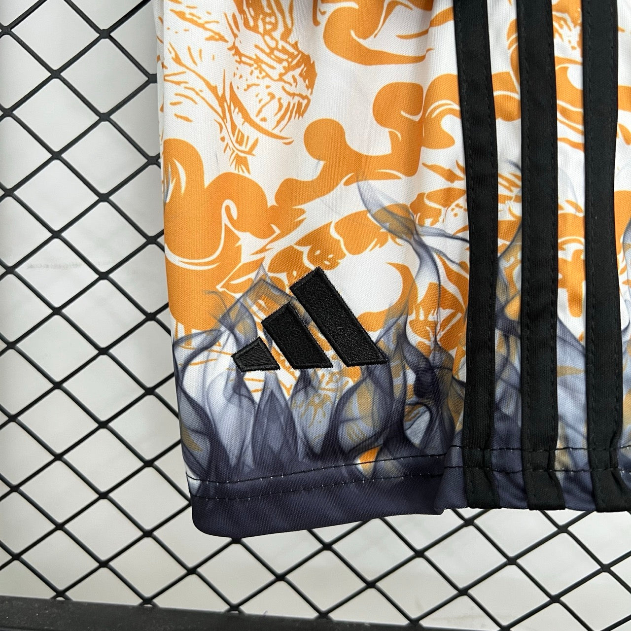 25 26 Kids Real Madrid Special Edition White Gold