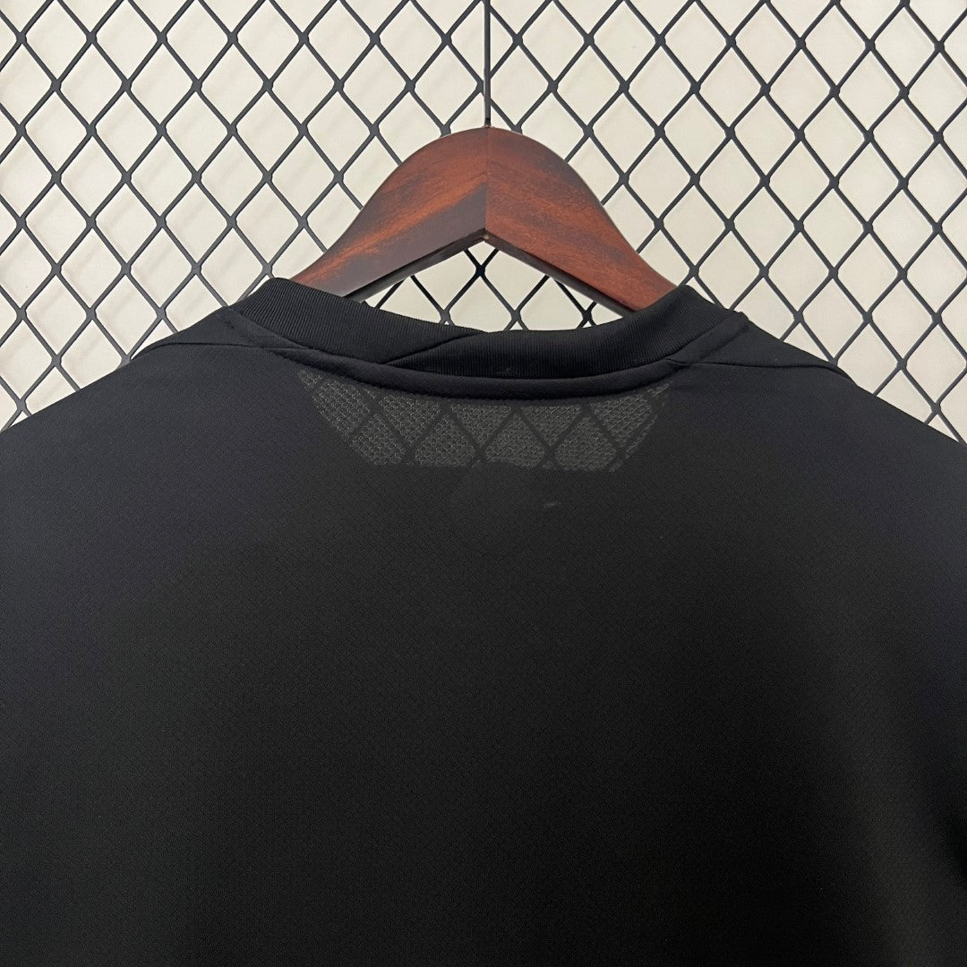 24 25 Corinthians Away