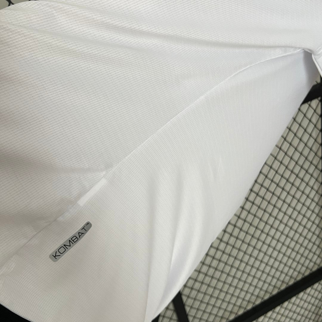 24 25 Women Vasco da Gama Away