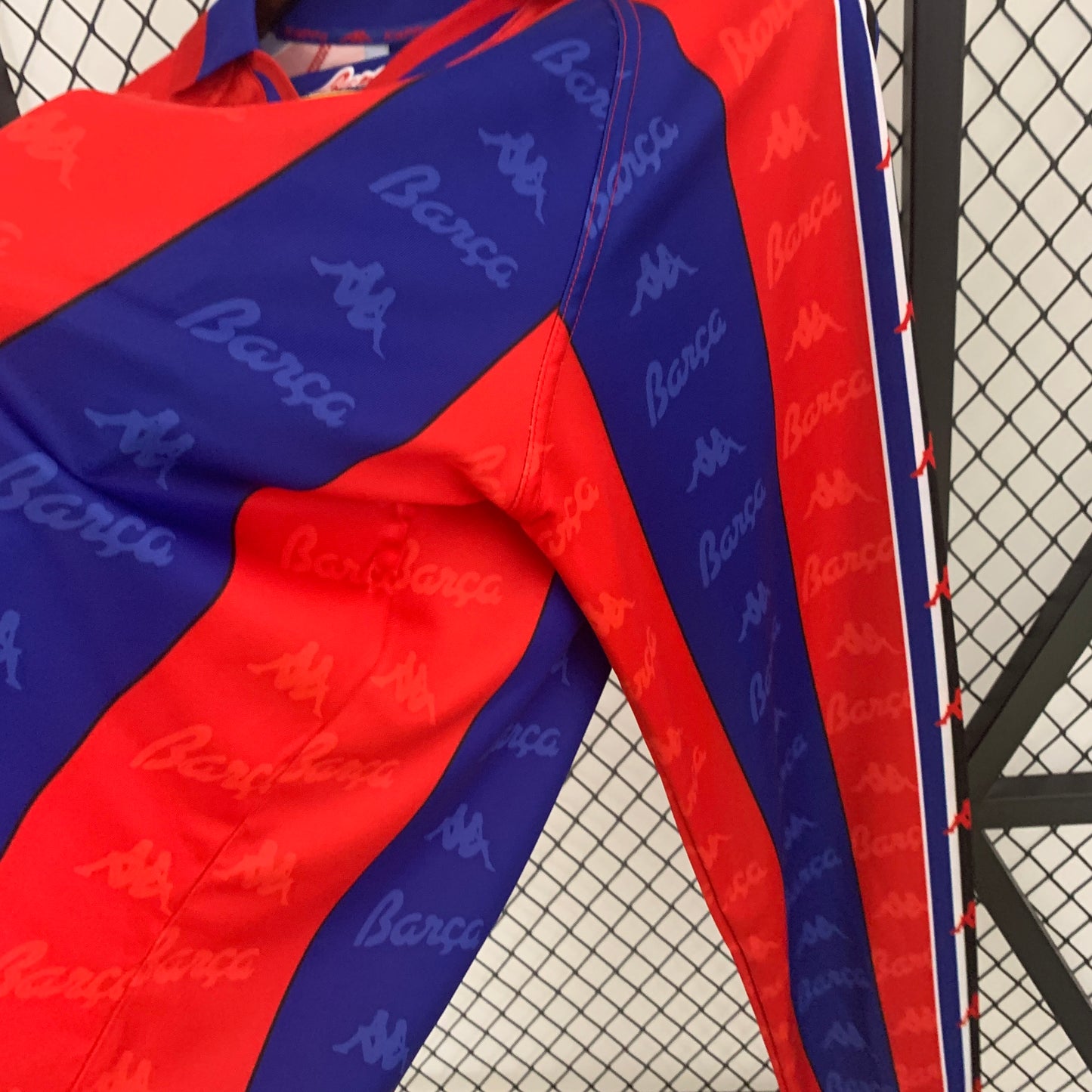 Retro Long Sleeve Barcelona 96/97 Home